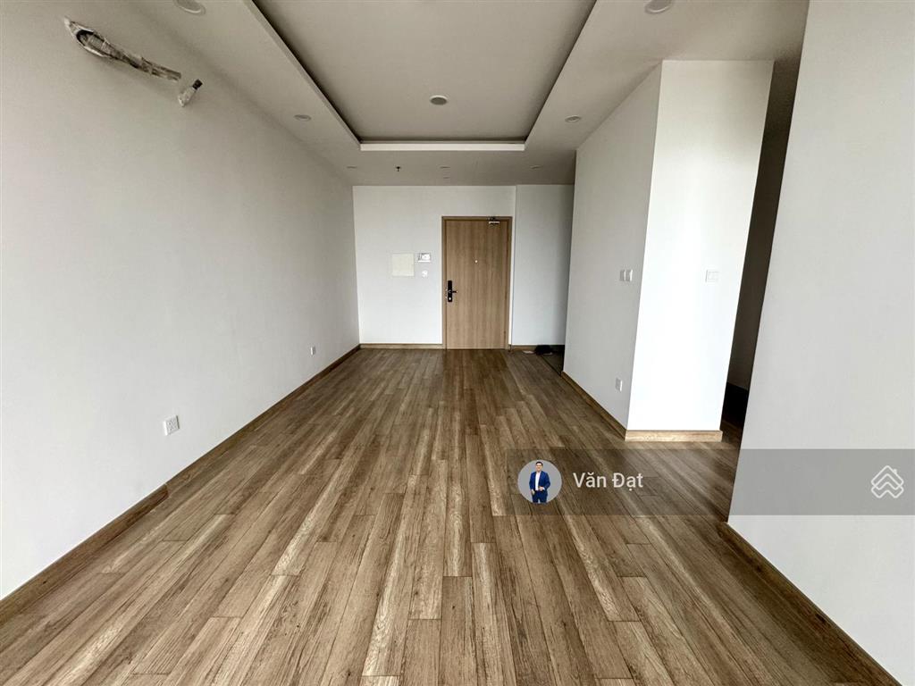 Bán căn 83m2 tầng trung  view khu liền kề  giá chỉ 5,5 tỷ bao phí  sẵn sổ đỏ