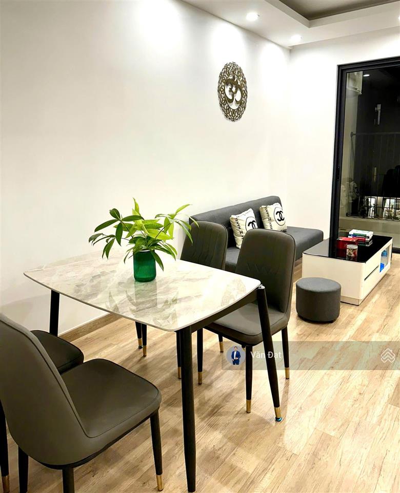 Mời thuê căn hộ 2 ngủ  đầy đủ nội thất đẹp  nhà mới, chưa ở ngày nào