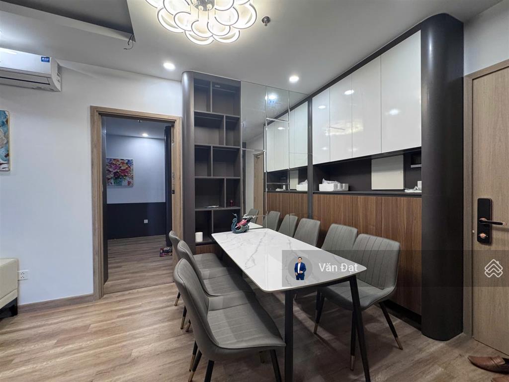 Mời thuê căn hộ 4 ngủ  full đồ điện tử  chỉ mang quần áo vào ở ngay