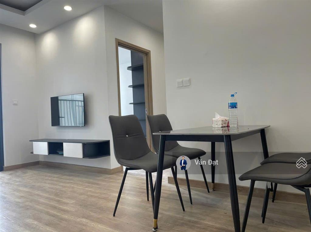Mời thuê căn 2 ngủ 83m3 rộng rãi  full nội thất  chỉ mang quần áo vào ở ngay