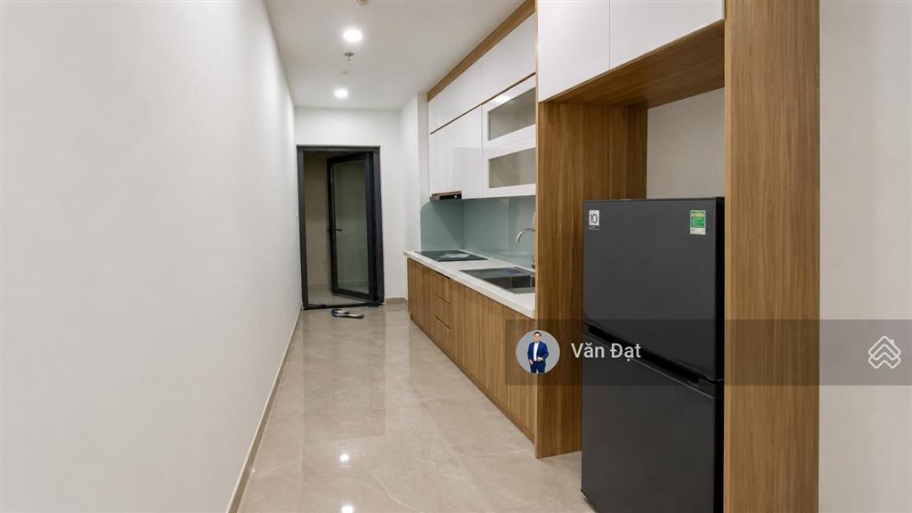 Bán căn 2 ngủ 74m2 full đồ  ban công đông nam  sẵn sổ  chỉ 4,98 tỷ