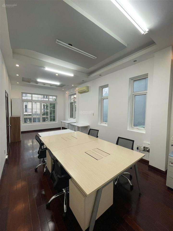 Cho thuê biệt thự khu biệt thự sông ông lớn, bình chánh ở liền  0903 818 ***