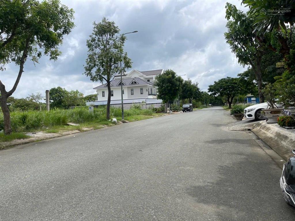 Đất kdc phú xuân  vạn phát hưng, nhà bè. view kênh dt 240m2, giá 52tr