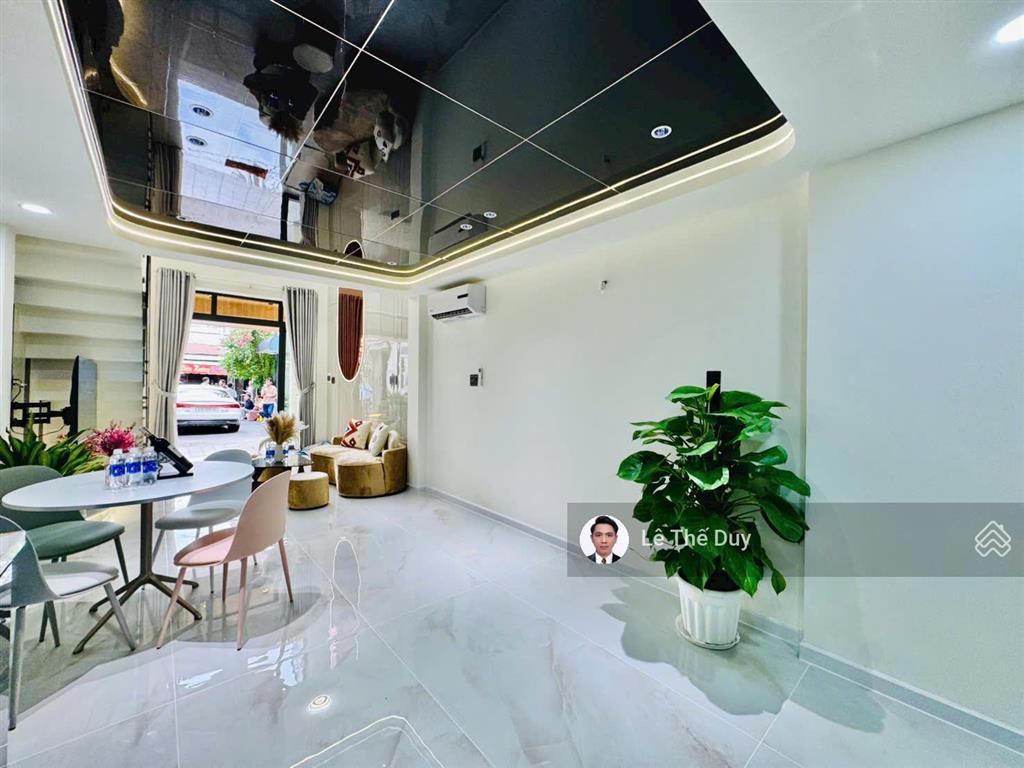 Nhà đẹp vị trí kinh doanh đỉnh  dài miên man 16m chỉ 6.x tỷ  đường số 27 p. an nhơn (p6) gò vấp.