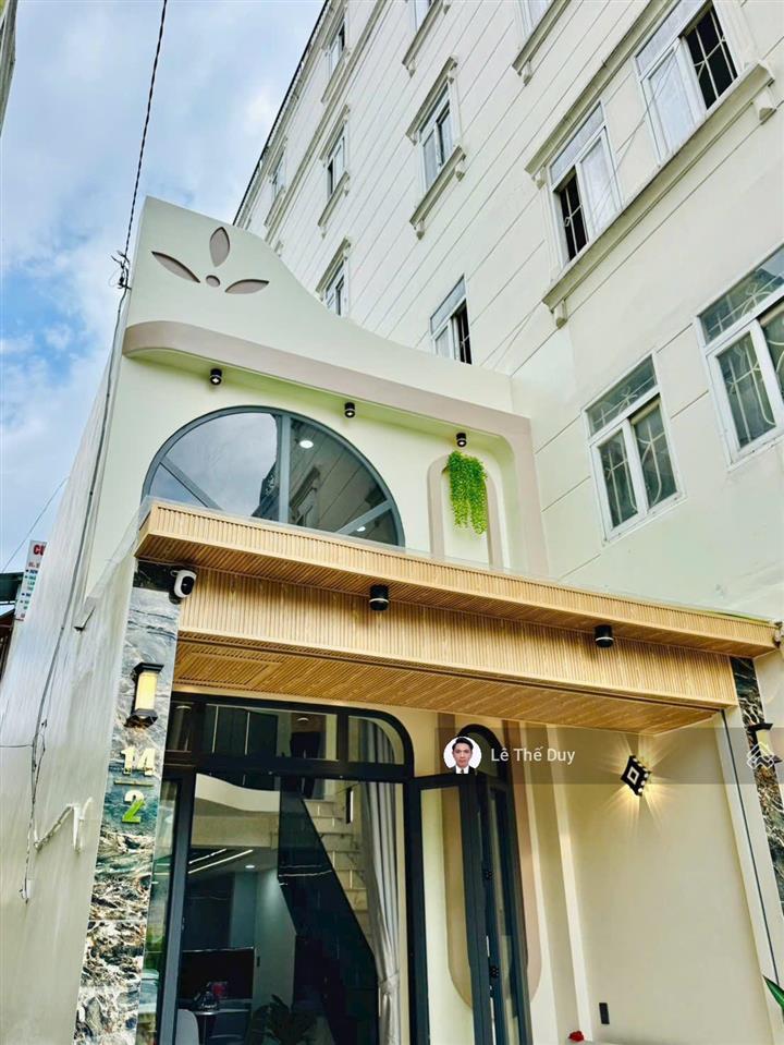 Nhà đẹp vị trí kinh doanh đỉnh  dài miên man 16m chỉ 6.x tỷ  đường số 27 p. an nhơn (p6) gò vấp.