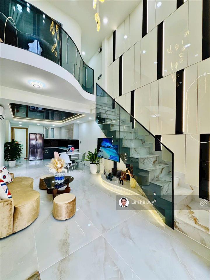 Nhà đẹp vị trí kinh doanh đỉnh  dài miên man 16m chỉ 6.x tỷ  đường số 27 p. an nhơn (p6) gò vấp.