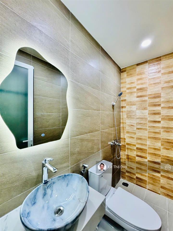 Nhà đẹp vị trí kinh doanh đỉnh  dài miên man 16m chỉ 6.x tỷ  đường số 27 p. an nhơn (p6) gò vấp.