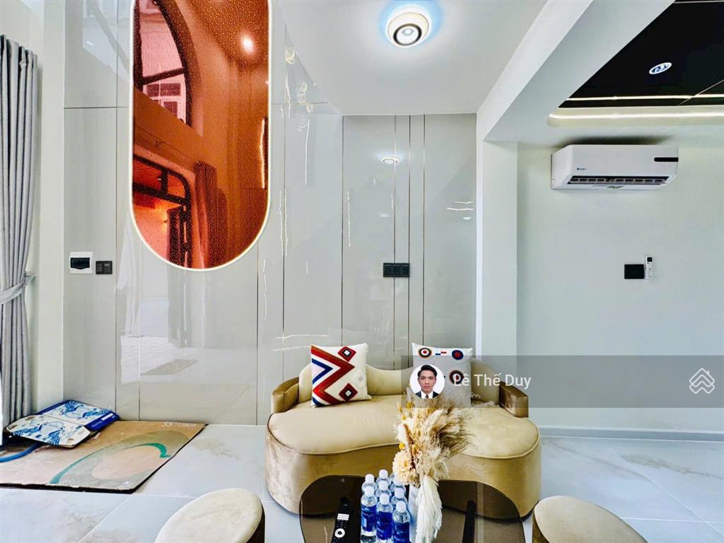 Nhà đẹp vị trí kinh doanh đỉnh  dài miên man 16m chỉ 6.x tỷ  đường số 27 p. an nhơn (p6) gò vấp.