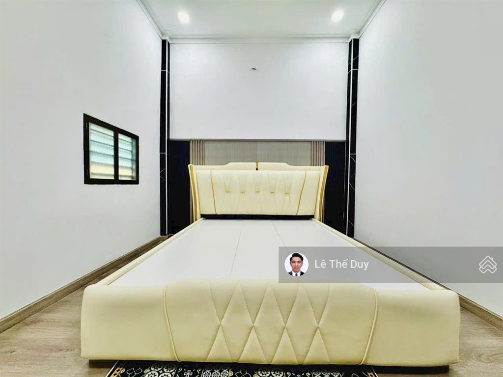 (giảm 200 triệu) căn nhà đẹp ngang hơn 5 mét ngay công viên làng hoa quang trung p.thông tây hội.