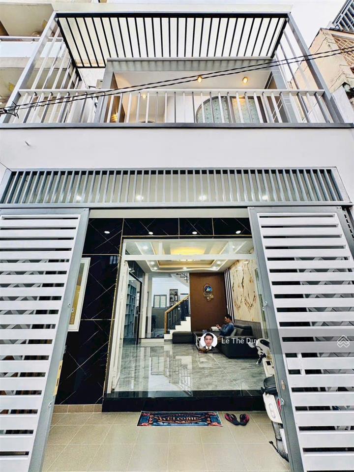 (giảm 200 triệu) căn nhà đẹp ngang hơn 5 mét ngay công viên làng hoa quang trung p.thông tây hội.