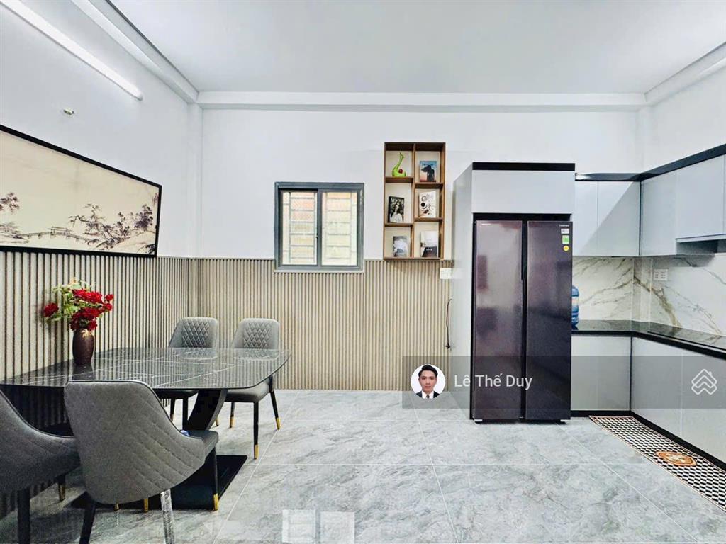 (giảm 200 triệu) căn nhà đẹp ngang hơn 5 mét ngay công viên làng hoa quang trung p.thông tây hội.