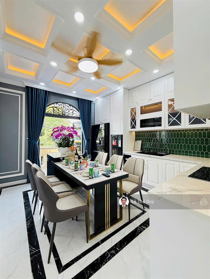 Mặt tiền tân cổ điển đường 16m có thang máy siêu phẩm p14 gò vấp kinh doanh đa ngành chỉ 15.5 tỷ!