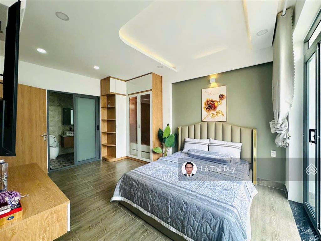 Bề ngang cực hiếm 5.5m siêu phẩm 4 tầng kề công viên làng hoa chỉ 6.5 tỷ
