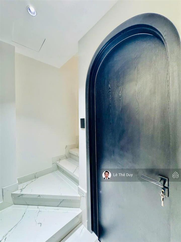 Tọa độ vàng nguyễn văn lượng p.17 nhà 6 tầng có thang máy & smarthome chỉ 9.x tỷ