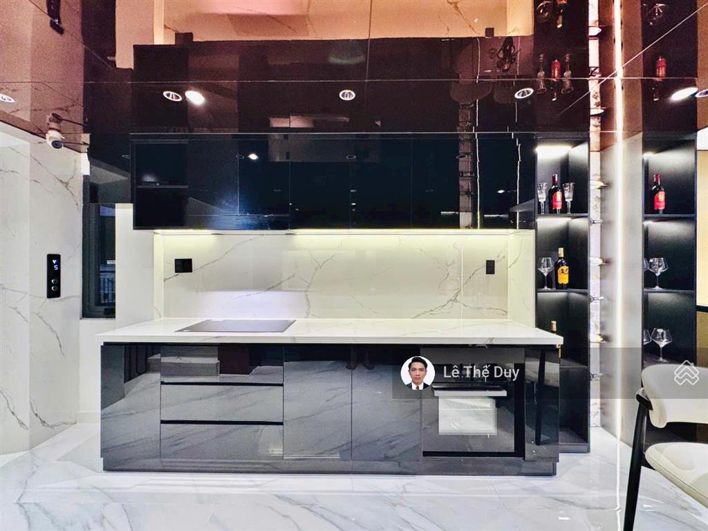 Tọa độ vàng nguyễn văn lượng p.17 nhà 6 tầng có thang máy & smarthome chỉ 9.x tỷ