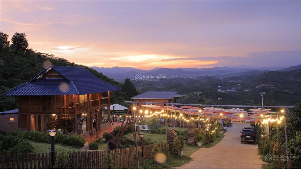 Làng oa  chỉ 2,390 tỷ sở hữu 1000m2 full thổ cư với nhà gỗ view săn mây, an ninh 24/7
