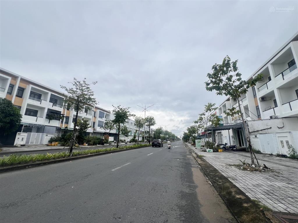 Bán nhà a3 đầu đường số 5 khu đô thị tây bắc, rạch giá, an giang. nhà đã hoàn thiện