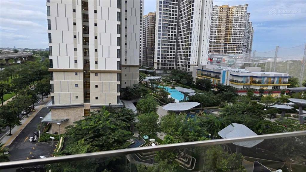 Chấn động 2pn căn góc masterise centre point cắt lỗ rẻ hơn thị trường 500 triệu
