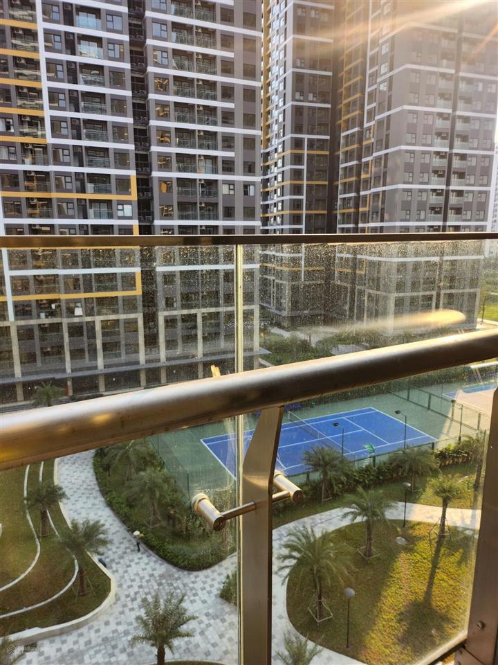 Cần bán gấp căn 1pn+ phân khu cao cấp tại vinhomes grand park giá 2,6 tỏi all in