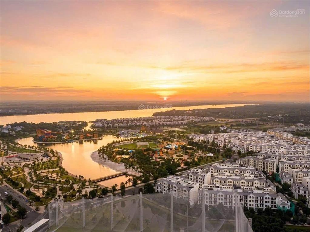 Bắt đáy siêu phẩm 3pn của masterise homes view xem pháo hoa giá bán 6,750 tỷ sẵn sổ hồng