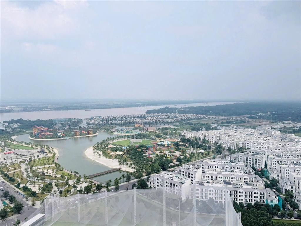 Bắt đáy siêu phẩm 3pn của masterise homes view xem pháo hoa giá bán 6,750 tỷ sẵn sổ hồng