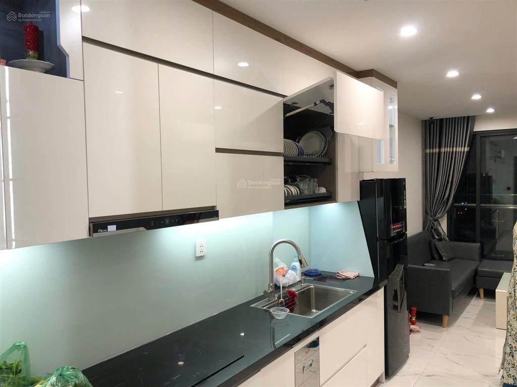 Cần bán căn hộ 2pn view hồ bơi resort giá bán 2,850 tỷ