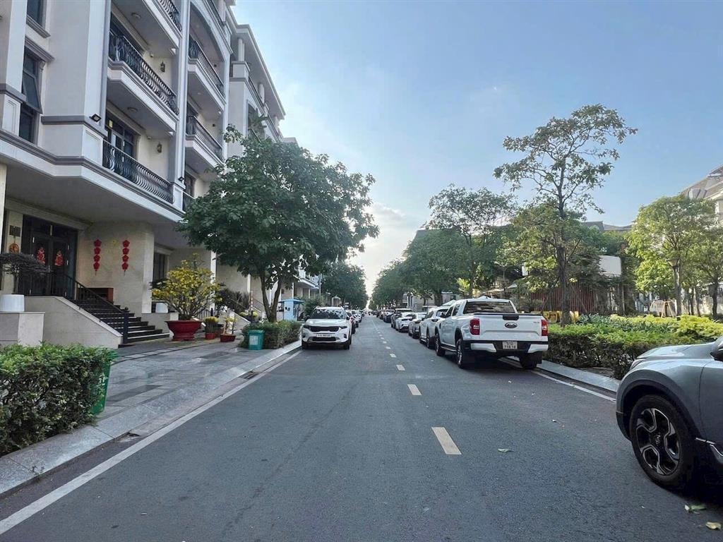 Chủ đầu tư mở bán nhà phố ,shophouse ,biệt thự chiếc khấu 25% toàn bộ sản phẩm vạn phúc city.