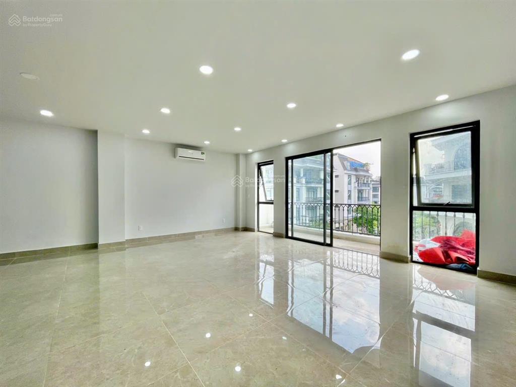 Văn phòng vạn phúc cho thuê diện tích từ 30m2 đến 100 m2 giá từ 6 triệu đến 15 triệu/tháng