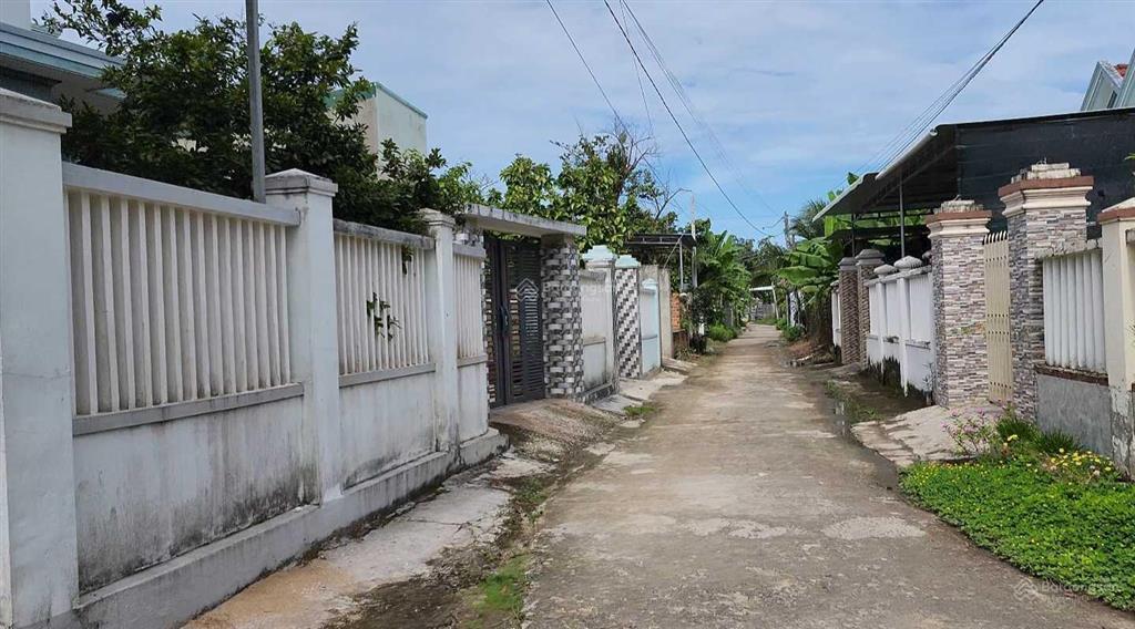 Bán đất đẹp full thổ cư 263m2 kdc hiện hữu mặt tiền 10m đường rộng 6m