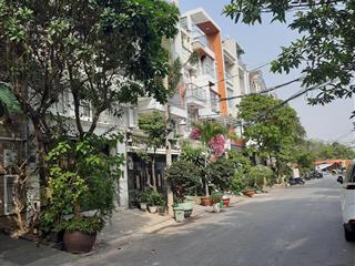 Mặt tiền kdc nam long phú thuận, q7, 90m2, 5m x 18m, 3 lầu, chỉ 11,8 tỷ!