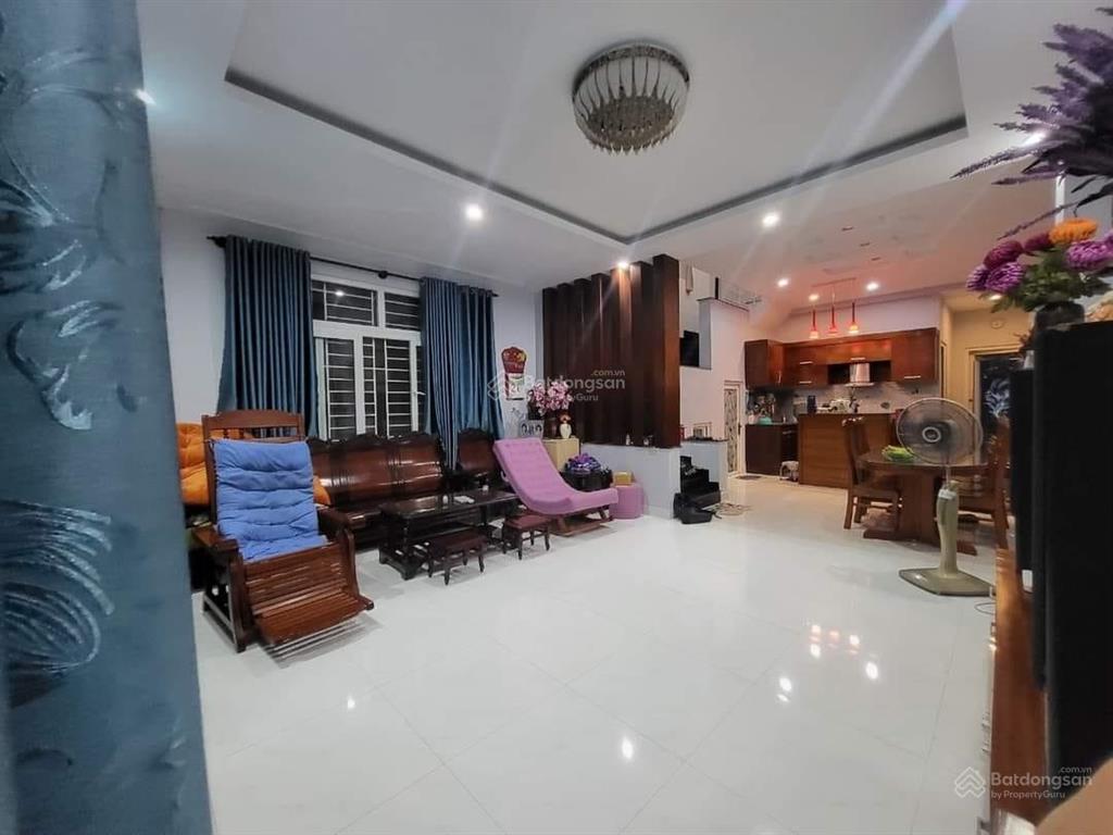 Biệt thự 250m2, 3 lầu, chỉ 16,9 tỷ, đường phú thuận, p. phú thuận, q7
