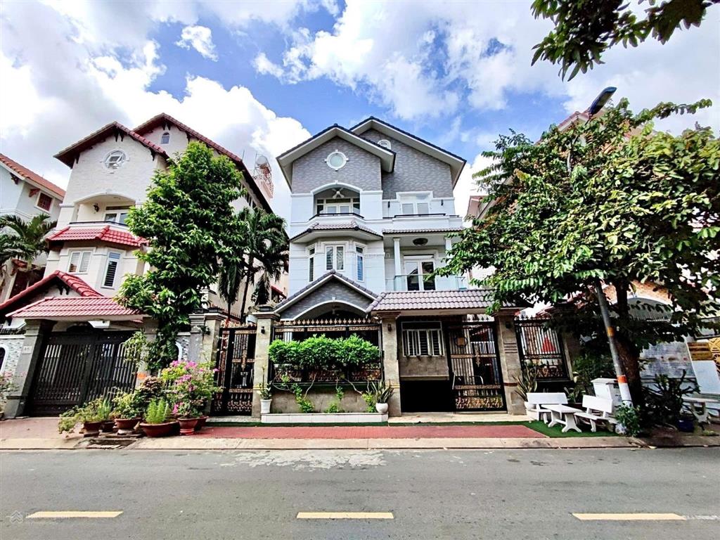 Biệt thự him lam trung sơn, 250m², 5 lầu, ngay rmit, chỉ 49 tỷ!