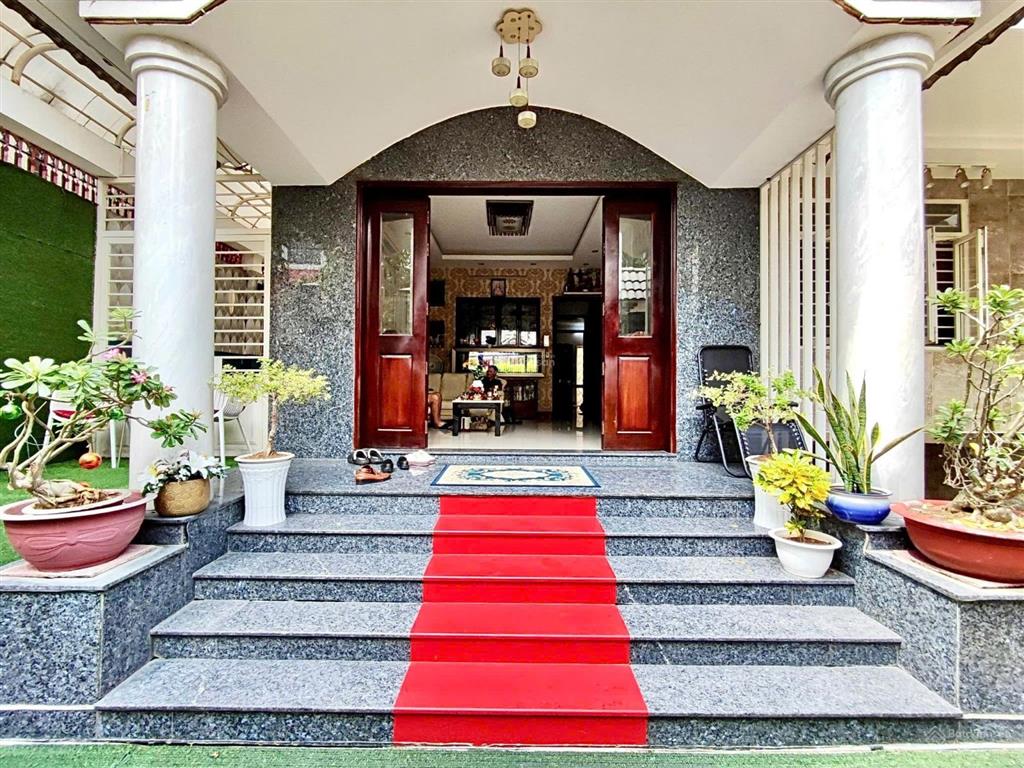 Biệt thự him lam trung sơn, 250m², 5 lầu, ngay rmit, chỉ 49 tỷ!