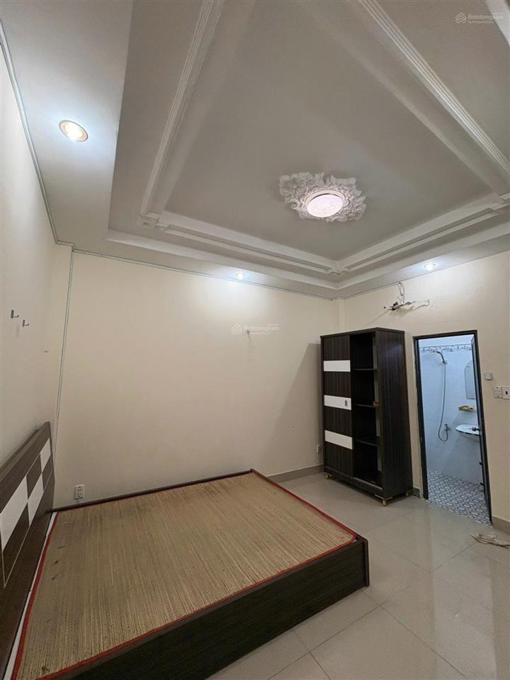 Bán nhà mặt tiền đường số lý phục man, 7m x 12m, 5 lầu, chỉ 13 tỷ, p. tân thuận, q7