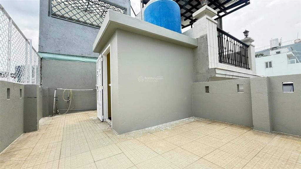 Bán gấp nhà mặt tiền đường số lý phục man, p. tân thuận, q.7, 5 lầu, chỉ 4,3 tỷ!