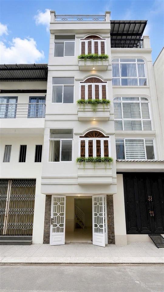 Bán gấp nhà mặt tiền đường số lý phục man, p. tân thuận, q.7, 5 lầu, chỉ 4,3 tỷ!