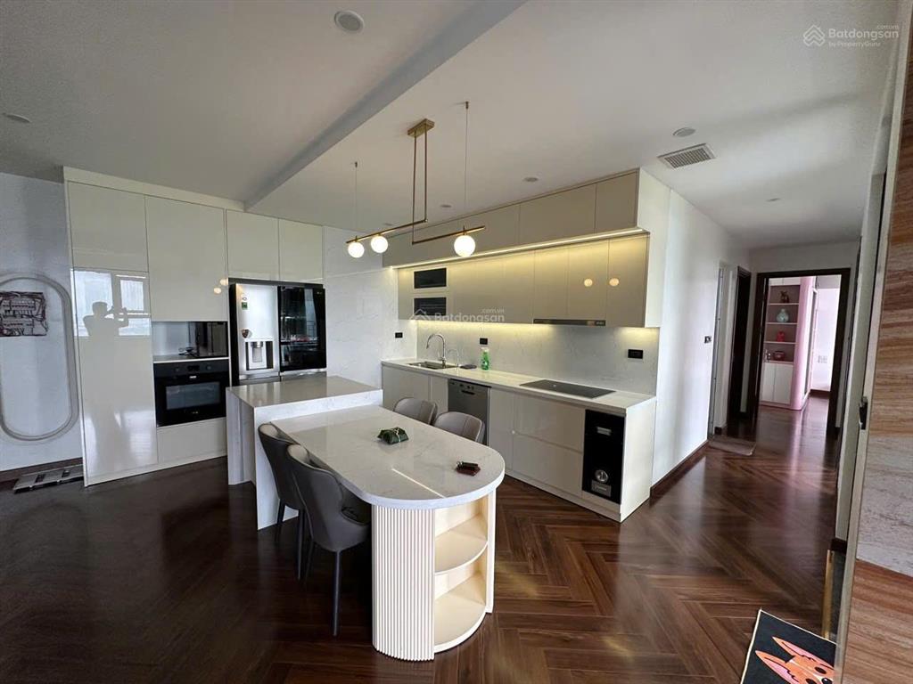 Bán căn hộ chính chủ 86,9m2 nội thất đẹp, giá 6,x tỷ