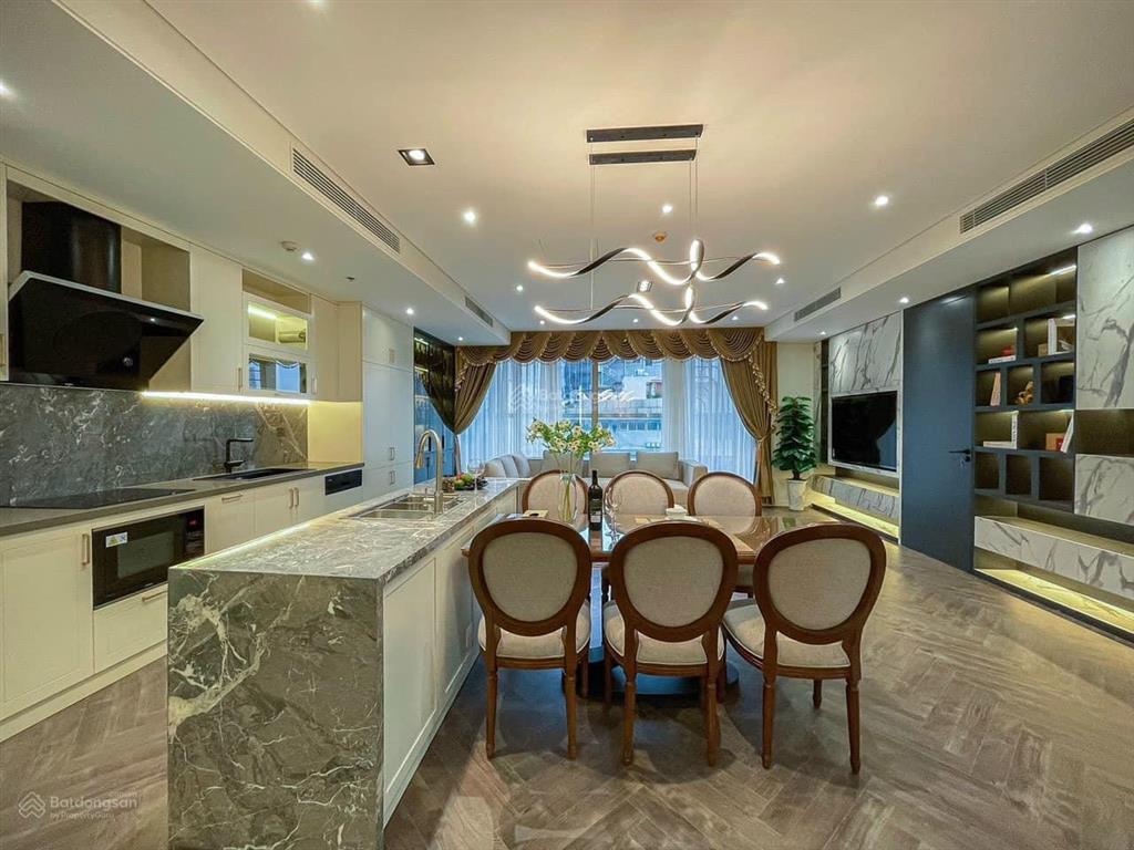 Bán ch hoàng thành tower, 132 m2, 3pn tại lê đại hành, hai bà trưng, hà nội.  0975 034 ***