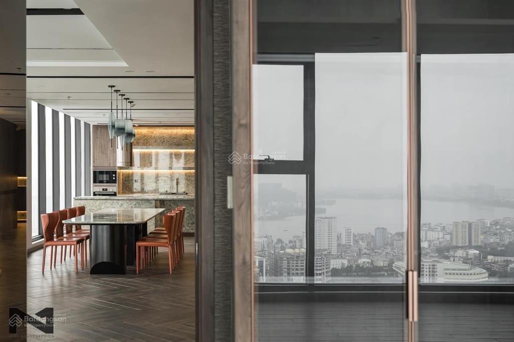 Cho thuê ch 4pn, 3wc, 146m2 tại vinhomes metropolis  liễu giai, giá chỉ từ 45tr/tháng