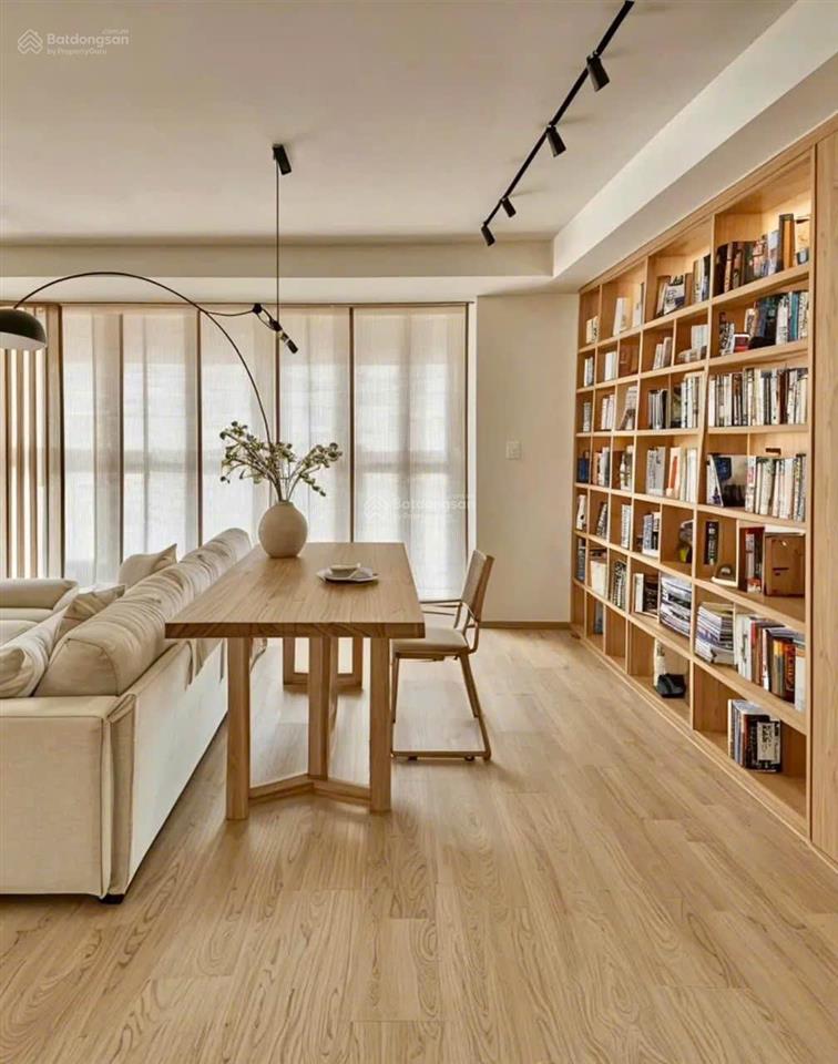 Bán căn hộ góc 3pn, 2wc, 104m2, dự án hateco laroma, view đẹp, giá chỉ nhỉnh 14 tỷ.