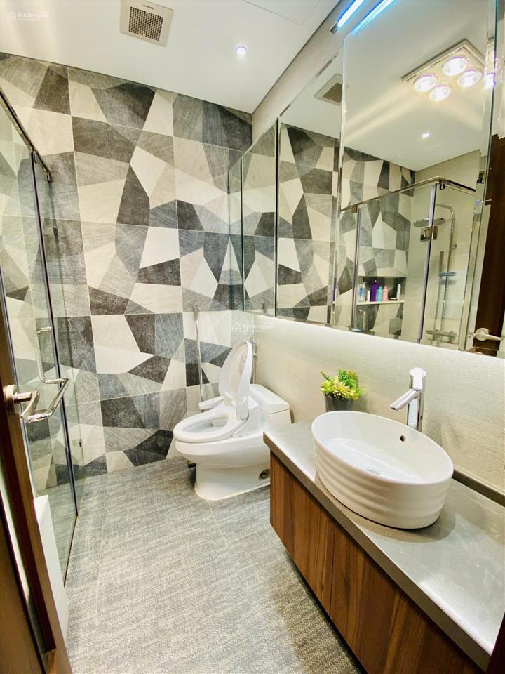 Cho thuê biệt thự đơn lập h7 starlake 350m2, 4pn, thang máy, nội thất đầy đủ. giá thuê 80tr/tháng.