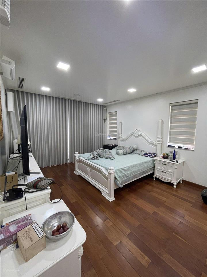 Cho thuê biệt thự đơn lập h7 starlake 350m2, 4pn, thang máy, nội thất đầy đủ. giá thuê 80tr/tháng.
