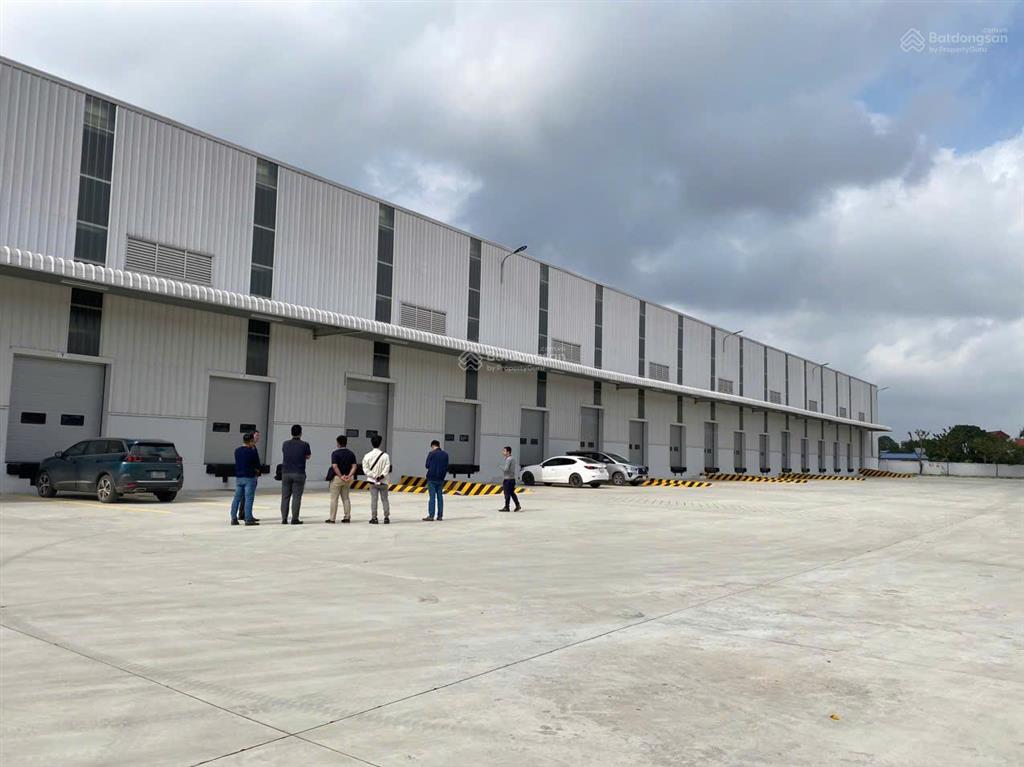 Cho thuê ngay kho, xưởng 9000 m2 kcn tân quang, văn lâm hưng yên có chia nhỏ chính chủ