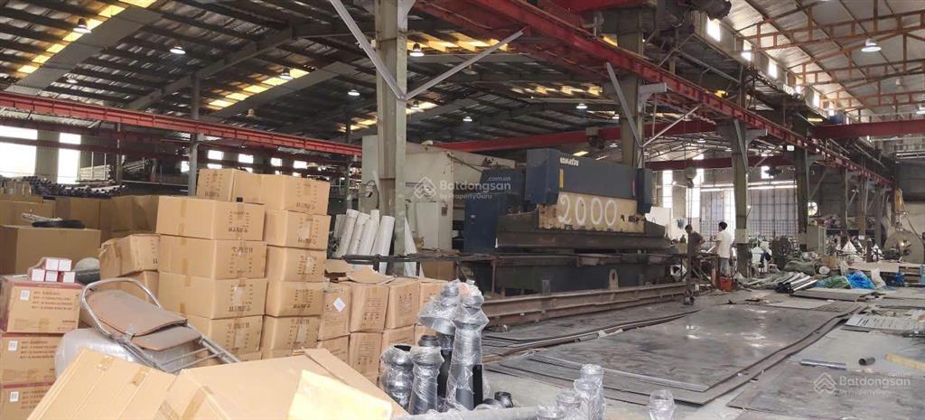 Cho thuê kho, xưởng 1800 m2 ccn chúc sơn giá 70, chương mỹ hà nội, có cầu trục, chính chủ
