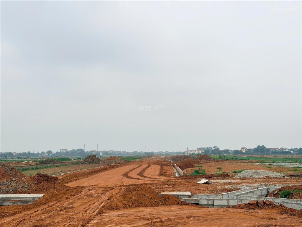 Bán gấp nhà máy 3000 m2 cụm cn kim động, lương bằng, hưng yên chính chủ