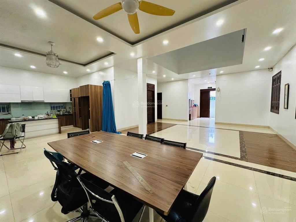 Bán gấp nhà máy 1220 m2 ccn ninh hiệp, gia lâm hà nội, có sẵn nhà máy chính chủ