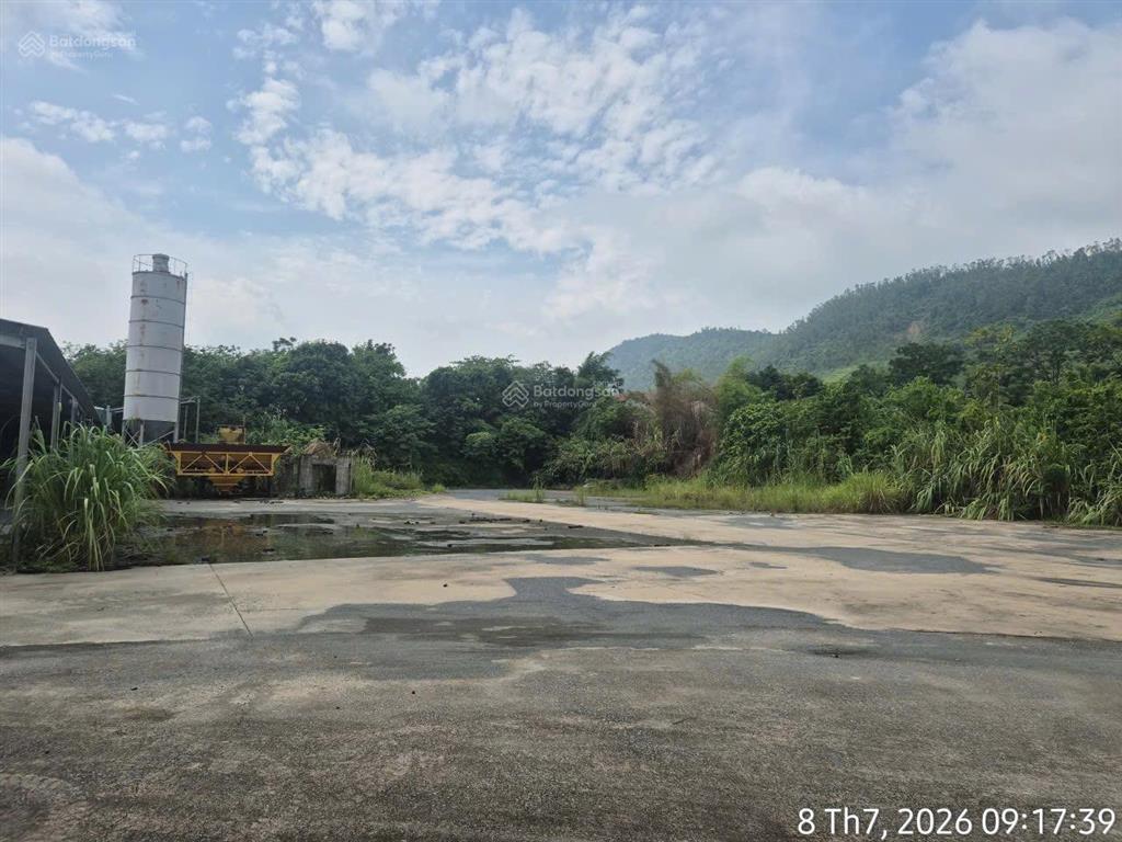 Cho thuê ngay kho, bãi 9800m2 phú cát, quốc oai hà nội, trạm trộn bê tông chính chủ