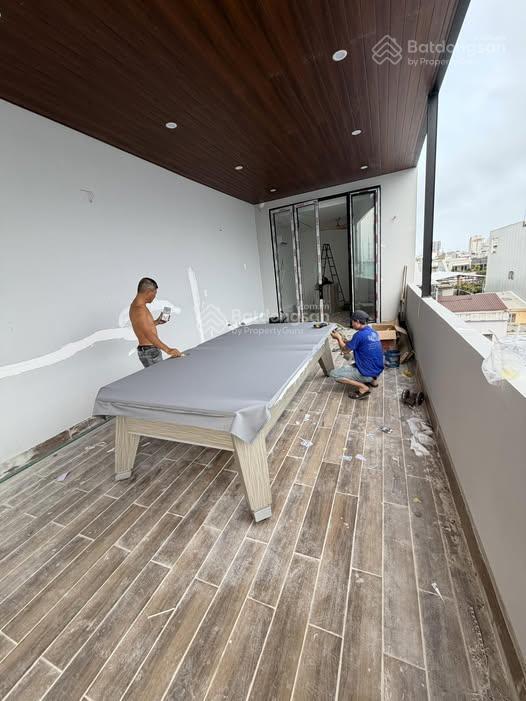 Villa gần biển, hồ bơi, xông hơi, thang máy. full nội thất luxury, sẵn dòng tiền 600tr/năm