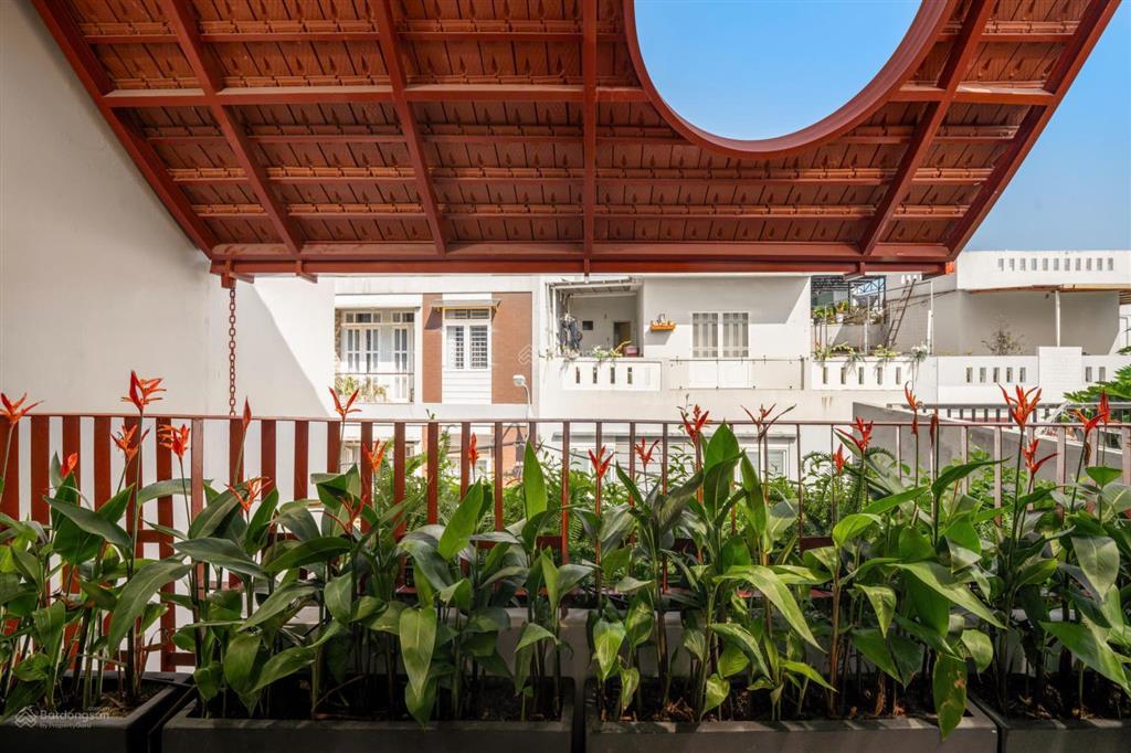Villa mặt tiền phan bôi gần biển mỹ khê  hồ bơi, xông hơi...tài sản giữ giá cực tốt