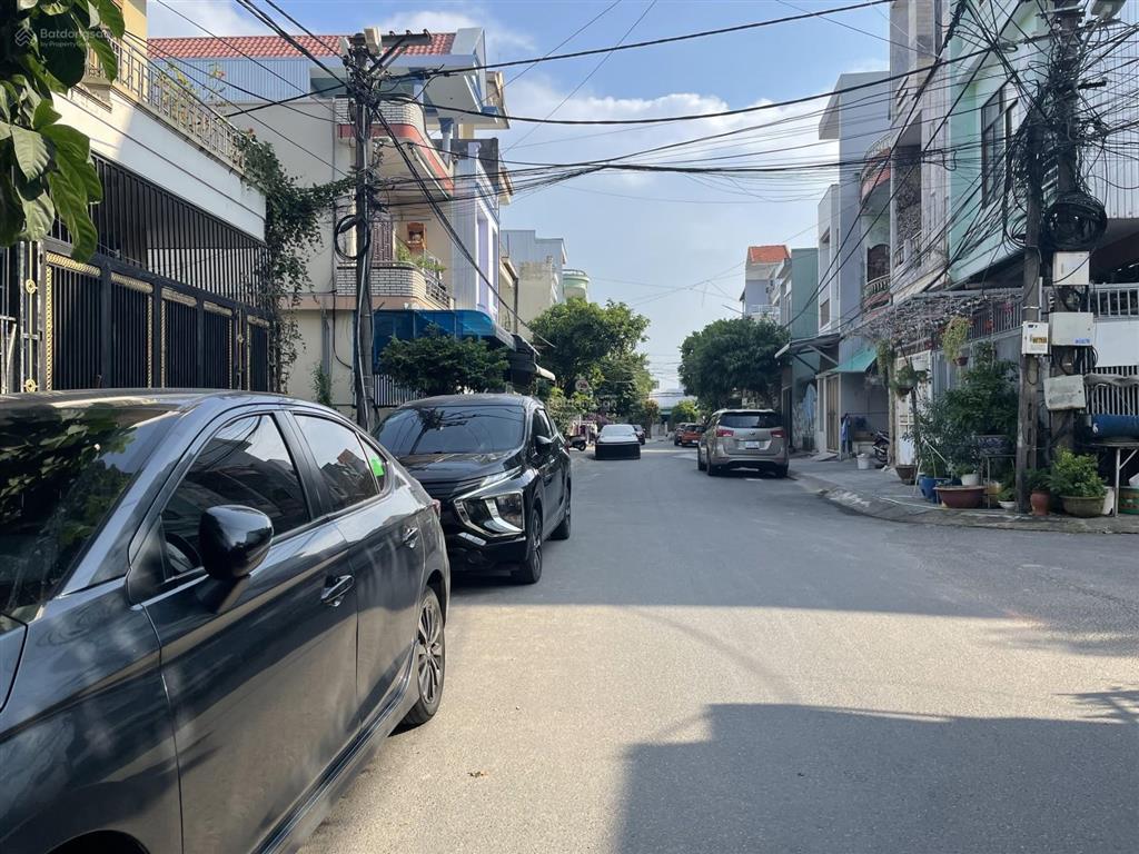 Cách biển 500m, nhà mặt tiền 2 mê, 3 mặt thoáng, giá tốt đầu tư